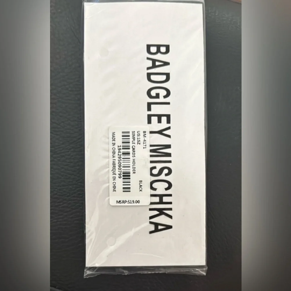 NWT Badgley Mischka Black Credit Card Holder BUY1GET1 - Picture 2 of 2